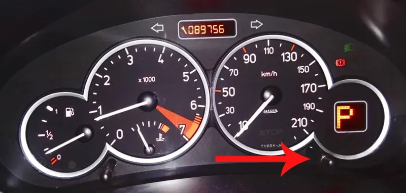 معنی چراغ‌ های پشت آمپر خودرو 207